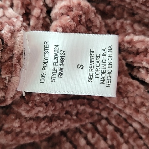 Favlux Women's Sweater - Picture 12 of 12